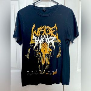 Small Wage War Pressure band tee